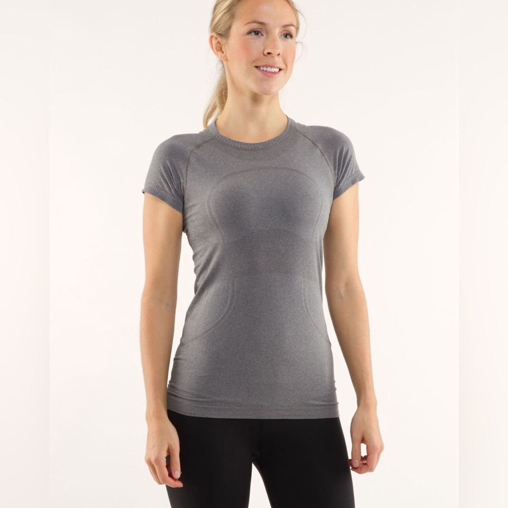 Lululemon Swiftly Tech Short Sleeve Sz 10